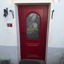 Installation d’une porte PROFERM modèle IRIS à Moulins-Engilbert